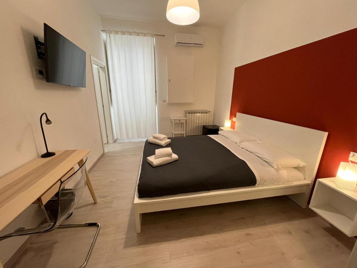 Double Room,1320845929:JPEG